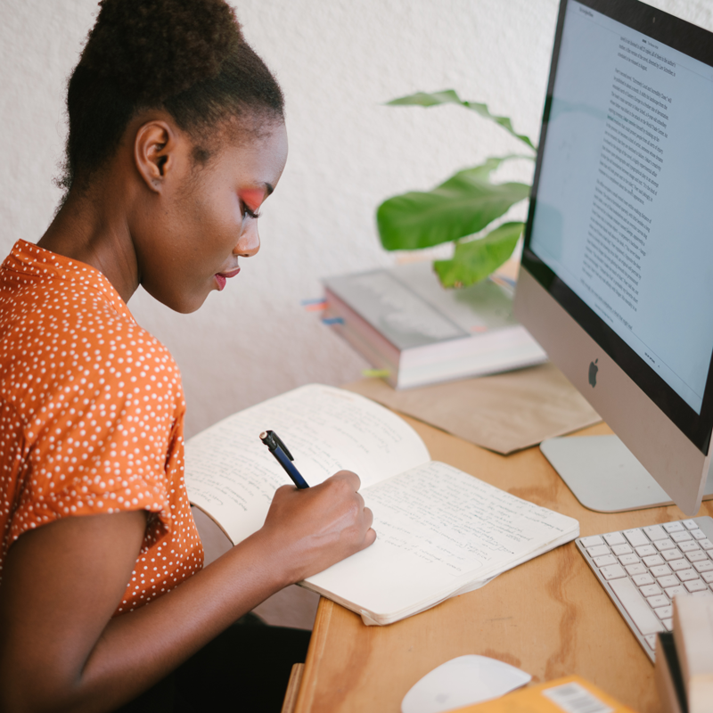 woman-in-front-of-her-computer-3059745